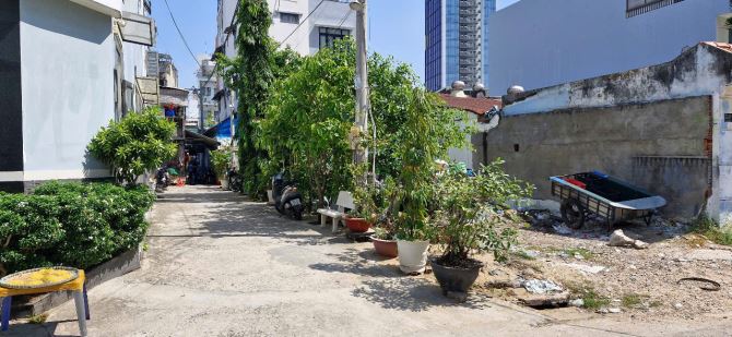 BÌNH THẠNH, P.21, LÔ ĐẤT CĂN GÓC, HẺM XE HƠI, 127m2, NGANG 5,6m, SÁT Q.1. - 2