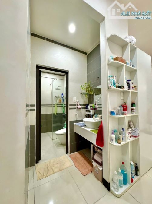 SIÊU PHẨMNHÀ 3 TẦNG TỐNG DUY TÂN - LIÊN CHIỂU - FULL NỘI THẤT- ĐỐI DIỆN BẾN XE - 5,X TỶ! - 2