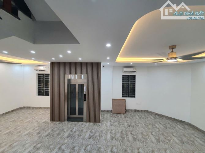 Cho thuê liền kề mới Iris Garden Hàm Nghi, Mỹ Đình. DT 70m2, 5 tầng. Giá 35 triệu - 2