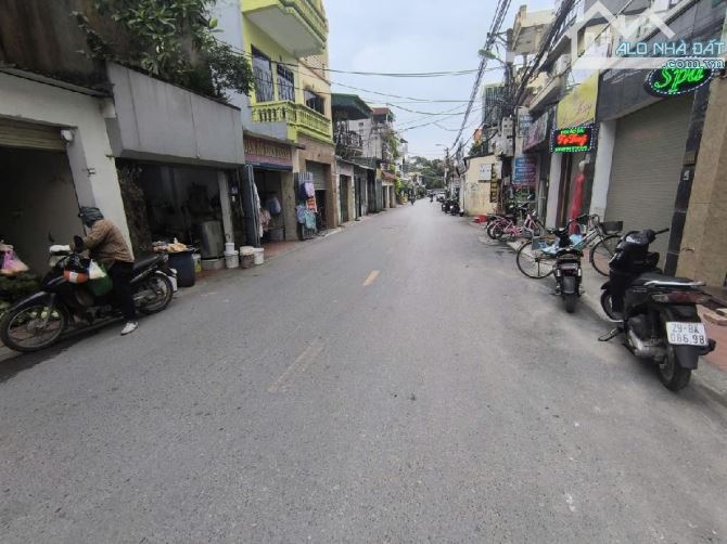 GẦN MẶT PHỐ Ô TÔ TRÁNH - ĐẤT VUÔNG NỞ HẬU       #Bat_khối Long Biên ♥️     📈   55,4m - 2