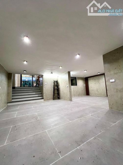 BÁN CĂN HỘ TẬP THỂ T1 KIM ĐỒNG GIẢI PHÓNG HOÀNG MAI- 150M 2T MT 7M- 3 OTO TRÁNH KINH DOANH - 2