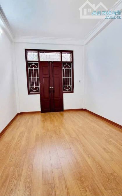 2 THOÁNG KIM GIANG - HÀNG XÓM KĐT ĐẠI KIM - NGÕ THÔNG - 36M2 CHỈ NHỈNH 5 TỶ - 2