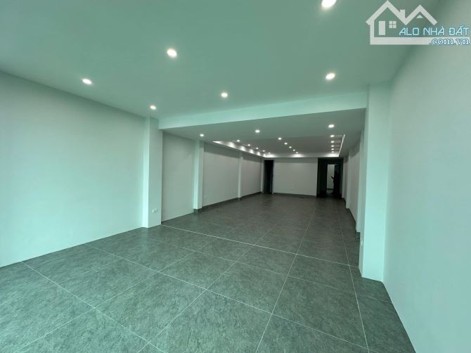 Bán siêu phẩm 7 tầng thông sàn,thang máy mặt phố Chiến Thắng -Hà Đông. 110m2-MT: 5m-35 Tỷ - 2