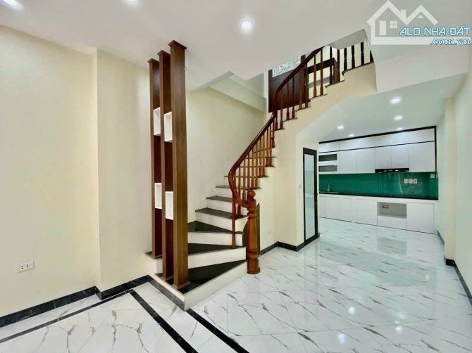 Bán nhà 39m2 cạnh UBND xã Liên Trung, Đan Phượng. Nhà xây 4 tầng, mặt ngõ thông Ôtô đỗ cửa - 2