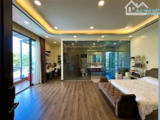 BÁN BIỆT THỰ ĐẸP VEN SÔNG HIỆP BÌNH CHÁNH - TẶNG NỘI THẤT CAO CẤP, 185M2 GIÁ 22.8 TỶ - 2