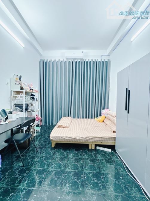 Bán nhà mới, hẻm Oto Hoàng Diệu, DTSD 100m2, 5 lầu, 3 PN, 4WC, P.9, Q4, chỉ 5,84 tỷ! - 3
