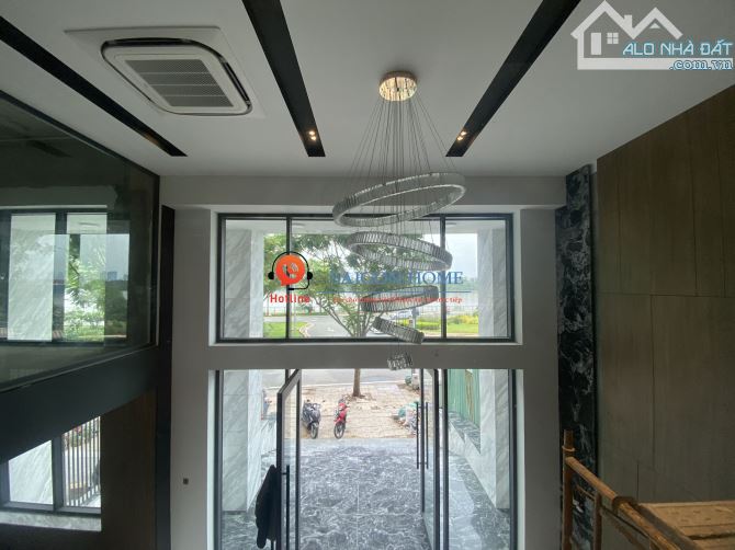 Cho thuê Tòa nhà Đường Saigon Mystery Trung tâm Quận 2  8 tầng sàn trống suốt 1700 m² - 3