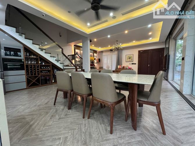 BIỆT THỰ SÂN VƯỜN VIP QUẬN BA ĐÌNH 42.6 TỶ 150m 4T MT 8m KHU CÁN BỘ CẤP CAO, BẢO VỆ 24/24 - 3