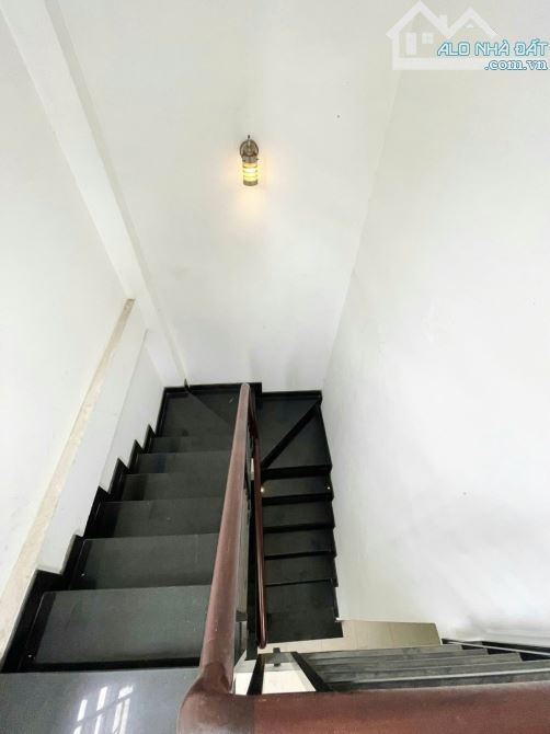 BÁN NHÀ HXH 4 TẦNG 61M 6 PHÒNG 9 TỶ5 P2 TÂN BÌNH - 3