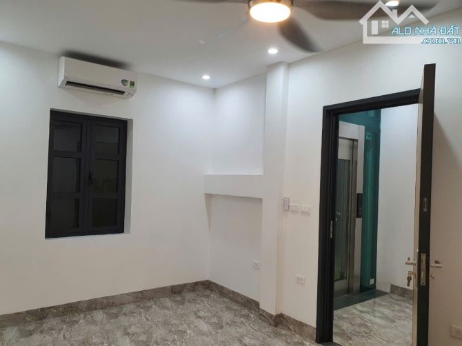 Cho thuê liền kề mới Iris Garden Hàm Nghi, Mỹ Đình. DT 70m2, 5 tầng. Giá 35 triệu - 3