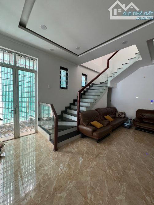 BÁN NHÀ LẦU TÂN PHONG GIÁ CỰC TỐT - 3
