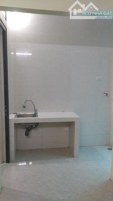 Bán Tòa CHDV 12 phòng khép kín tại Đường Láng - Ngã Tư Sở- Quận Đống Đa - 3