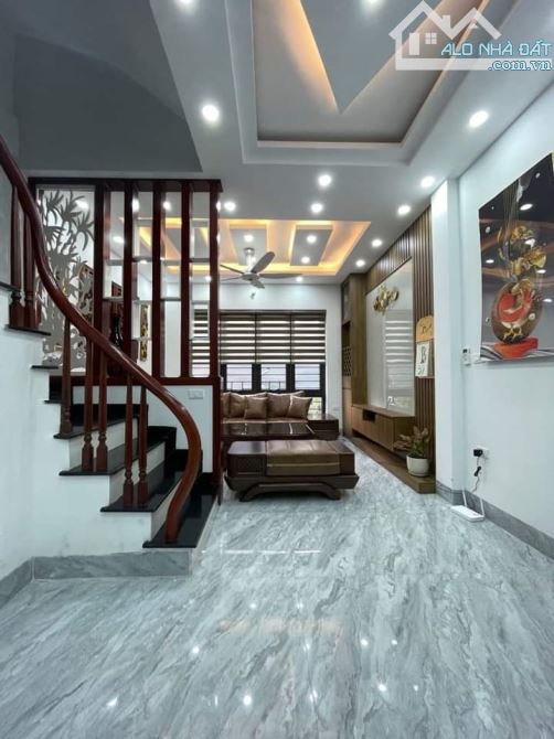 BÁN NHÀ PHÂN LÔ ĐẶNG XUÂN BẢNG, HOÀNG MAI, 1 NHÀ RA PHỐ, Ô TÔ TRÁNH, 100M2 x 4T, 19.9 TỶ - 3