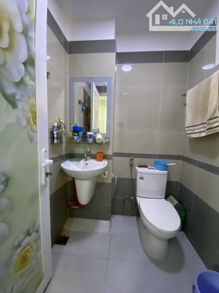 Ngay mặt tiền Phan Đăng Lưu! Bán nhà(4x14m) HXH tận cửa 4 tầng 4pn4wc giá 13 tỷ 2 - 3