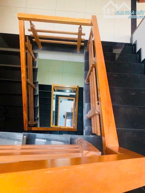 KHU PHÂN LÔ 5 TẦNG-DT 4.5Mx16M-20M RA MẶT TIỀN PHAN HUY ÍCH-TRƯỜNG CHINH TÂN BÌNH - 4