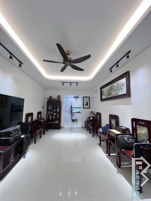 Mặt Ngõ Thông Kinh Doanh - Ô Tô Qua Nhà, ngõ Gốc Đề, dt: 56m, mt: 3,7m, 4 tầng. - 4