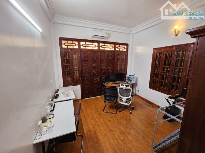 Bán Nhà Nguyễn Văn Trỗi Hà Đông 55m2 5 Tầng Mặt Tiền 4.3m Giá Siêu Mềm 10.7T - 4