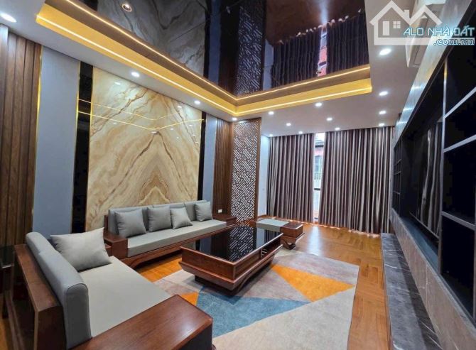 Bán nhà Nguyễn Văn Cừ, Ngọc Lâm DT 52m2, 7 tầng, MT 4.2m, gara, thang máy. Lô góc, full đồ - 4