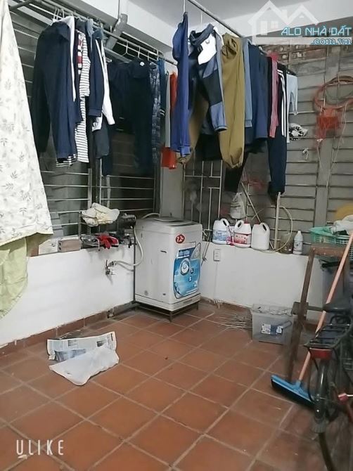 BÁN NHÀ ĐỖ ĐỨC DỤC . 40m2. 4 tầng. MT 4.7m. Giá 7.6 tỷ - 4