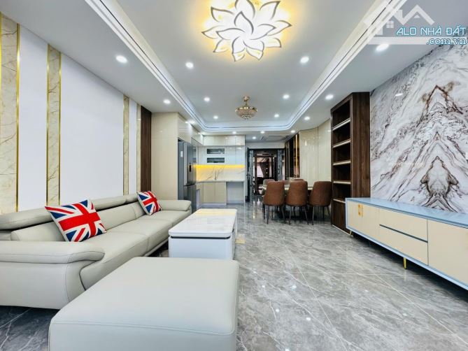 VIP - Đẳng Cấp Thượng Lưu - Bán nhà 7 tầng gara ô tô   Nguyễn Văn Cừ -Long Biên - 4