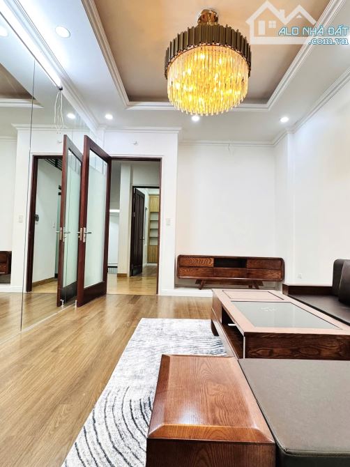 Phân lô MAI DỊCH nhà đẹp 68m2*5T kd, ô tô tránh, 3 thoáng 15.35 tỷ. - 4