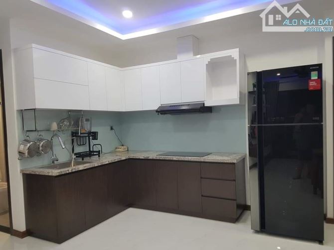 Bán Căn hộ Res Green ,3 PN , 2WC , 83m2 ,Full Nội Thất , Có Sổ Hồng Riêng  Giá : 4.7 Tỷ - 5