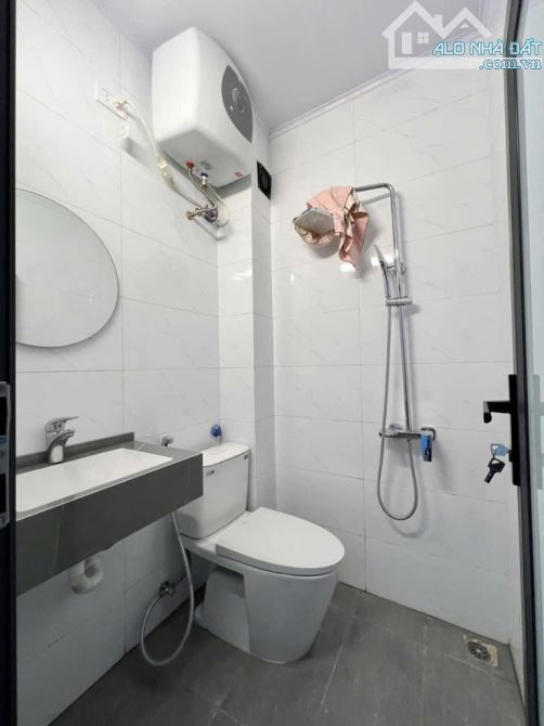 BÁN NHÀ PHỐ AN DƯƠNG - BA ĐÌNH - ÔTÔ ĐỖ CỬA - 1 NHÀ RA PHỐ S34M2 x 4TẦNG CHỈ 4.8TỶ - 5