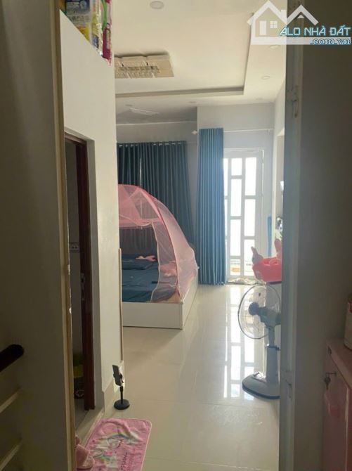 CẦN BÁN NHÀ ĐÚC 3 TẤM TRONG HẺM XE HƠI TRÁNH NHAU ĐƯỜNG HUỲNH TẤN PHÁT TT NHÀ BÈ DT 170M S - 5