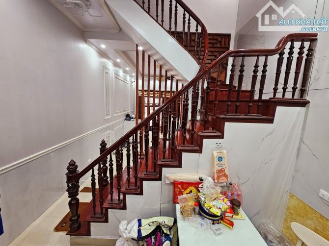 Bán Nhà Nguyễn Văn Trỗi Hà Đông 55m2 5 Tầng Mặt Tiền 4.3m Giá Siêu Mềm 10.7T - 5