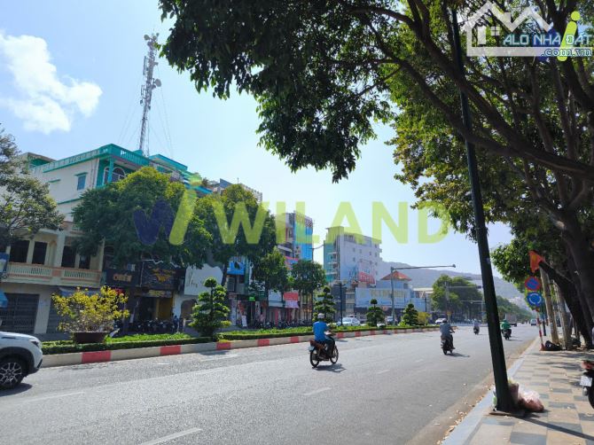 Bán gấp nhà mặt tiền Lê Hồng Phong Phường 7, Vũng Tàu. S=100m2 5x20m BHR. Giá 15 tỷ 2