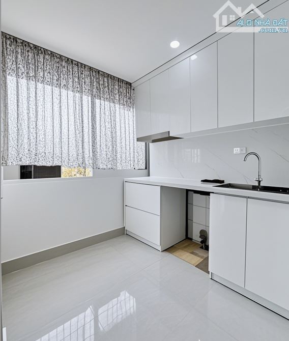 Bán Căn Tập Thể P. Hồ Đắc Di 40m Gần Nhiều Trường Học Các Cấp Nhà Thoáng  2.48 Tỷ