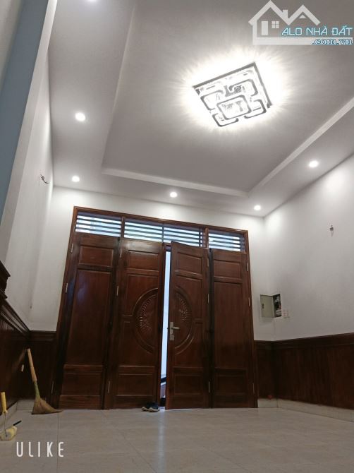 CC bán nhà riêng 38m2 5 tầng 7 phòng tại Tây Mỗ, Nam Từ Liêm, HN đường rộng, gần phố kđt.