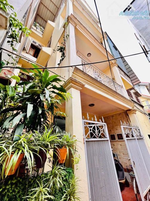 Bán nhà tại Phú Thượng, quận Tây Hồ diện tích 46m, 4 tầng, ngõ thông, ô tô đỗ cửa.