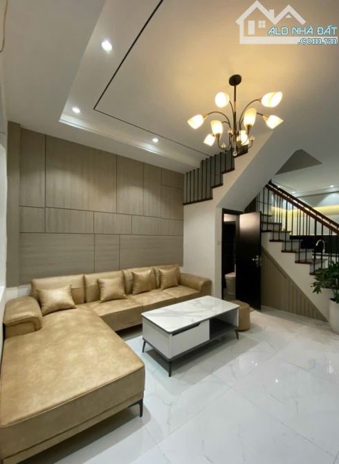 Siêu hiếm, nhà Phân Lô Quang Tiến 38M x5T, Ô TÔ đỗ cửa 7,75 tỷ
