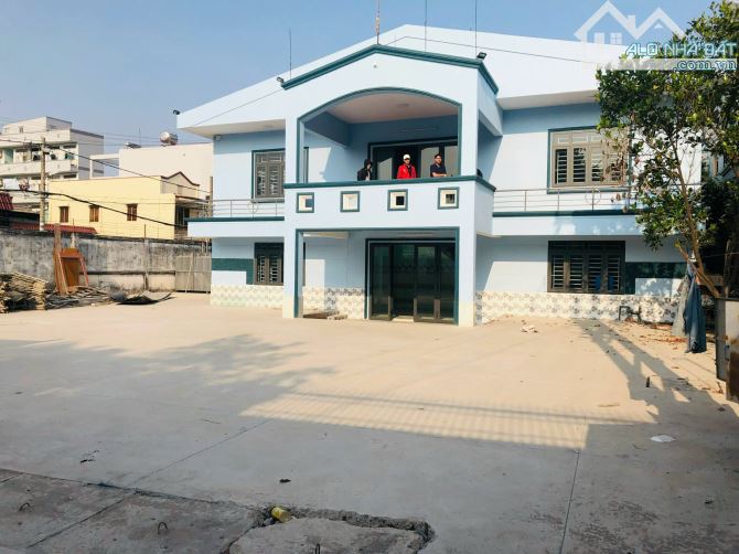 Đất kho xưởng mặt tiền Hồ học Lãm diện tích 24 x 60 giá 70 tỷ thương lượng
