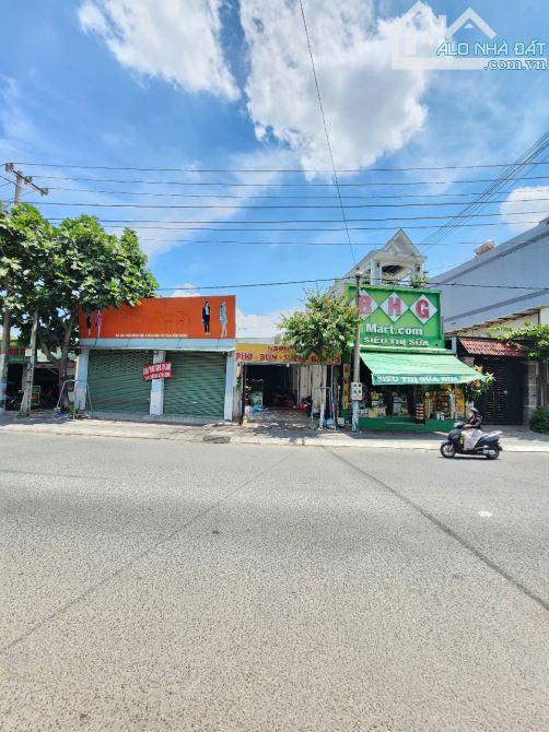 7Tỷ900__113m2 🔥👉 Nhà C4 Mặt Tiền Kinh Doanh Sầm Uất__ngã 4 Trần Hưng Đạo và Hai Bà Trưng