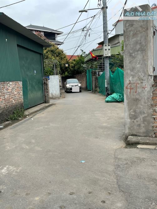 Bán đất Đa Tốn, Gia Lâm, DT75m, lô góc, ô tô vào đất, MT 5.8m, giá 5 tỷ có thương lượng