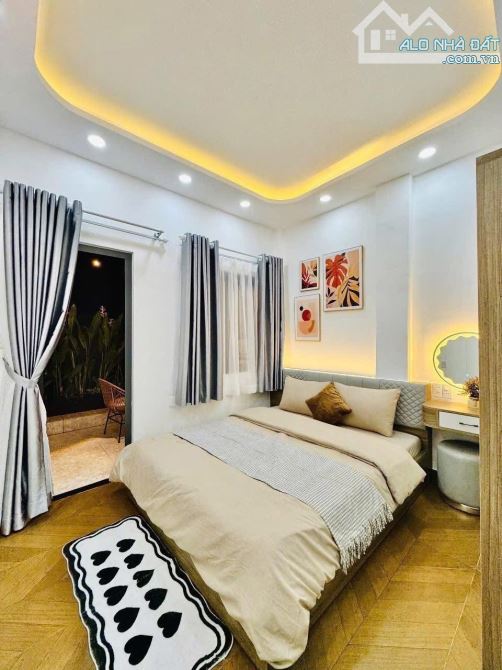 Hiếm 5 Tỷ | Hàng Tuyển Trong Phân Khúc-5 Tầng-Full Nội Thất-Vị Trí Đẹp 20m Ra Oto Tránh