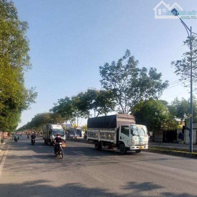 🏠 MẶT TIỀN ĐƯỜNG KHU PHÂN LÔ - 100M2 CẠNH KCN TÂN TẠO VÀ POUCHEN - GẦN TÊN LỬA N MALL B