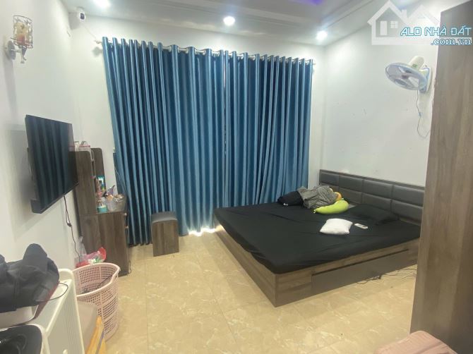 CẦN BÁN NHÀ 3 TẦNG HẺM XE HƠI HIỆP THÀNH 2 QUẬN 12 - 11