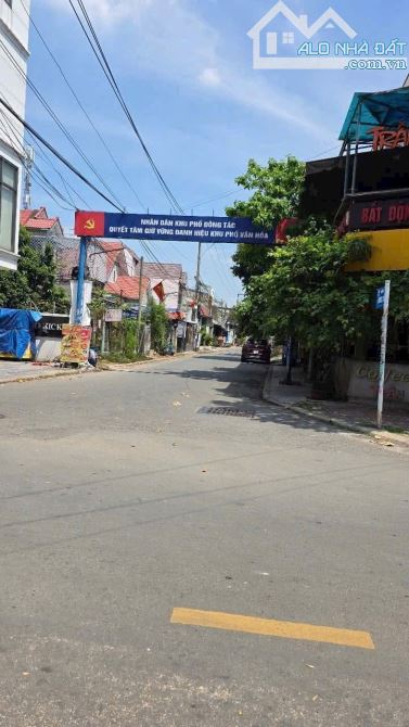 Bán Nhà + Dãy Trọ 4 phòng Gần chợ Dĩ An 1 , Dĩ An , Bình Dương - 1