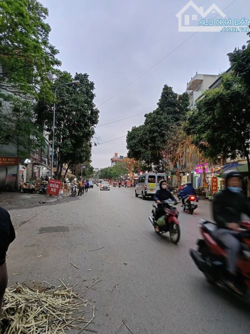 Bán đất Trần Thủ Độ 50m Mt 4m giá 11 tỷ ô tô tránh, kinh doanh, 2 thoáng - 1