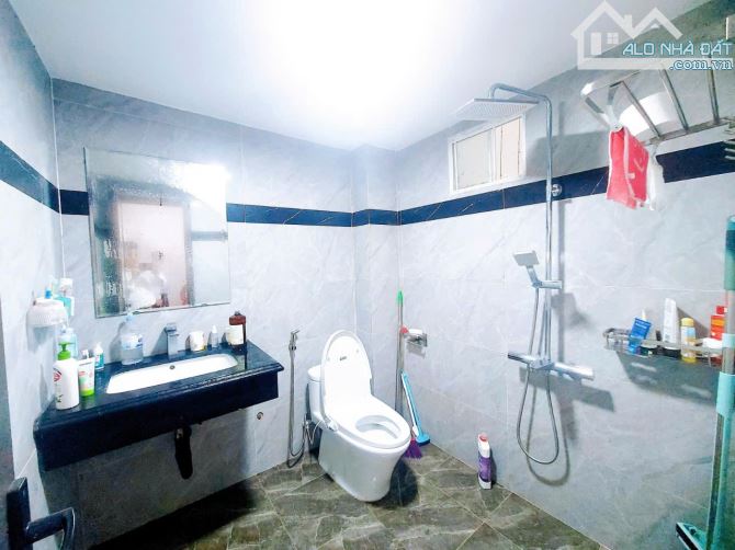 Sốc! Sở hữu ngay nhà Nguyễn Khang - Diện tích  - Mặt tiền rộng - Giá cực tốt  Sổ vuông đẹp - 1