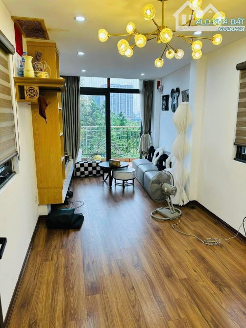 Bán nhà mặt phố Đặng Tiến Đông, Đống Đa, 2 thoáng, 7 tầng thang máy, 37m2 giá 16.5 tỷ - 1
