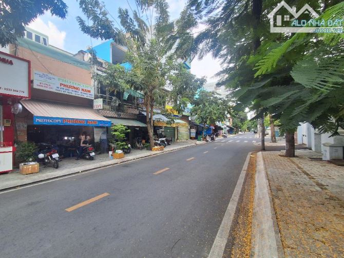 2 tầng 4x15m mặt tiền kinh doanh đường số 9 đối diện Phú Mỹ Hưng sát chợ Tân Mỹ Q7 chỉ 16 - 1