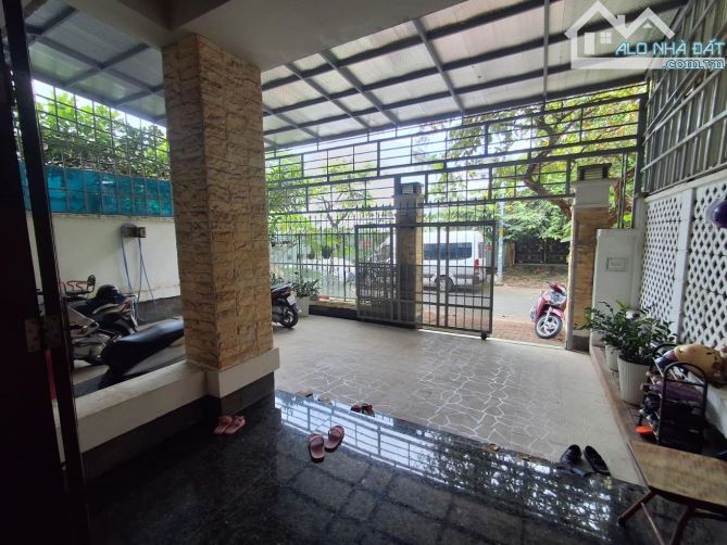 4 tầng 2 mặt tiền đường số 10 Nam Long Trần Trọng Cung Tân Thuận Đông Q7 192m2(8×24) 36.8t - 1