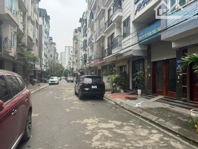 Phú Diễn 40m. 6 tầng. Ô tô chạy vòng quanh. Kinh doanh đỉnh. 7,6 tỷ - 13
