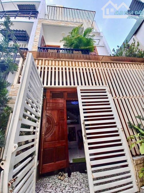 ✨ NHÀ 3 TẦNG HẺM XE HƠI 5M, gần AEON MALL, 4.7x13M (61M2) 1 Trệt 2 Lầu (4PN, 4WC) - 5.5 Tỷ - 2