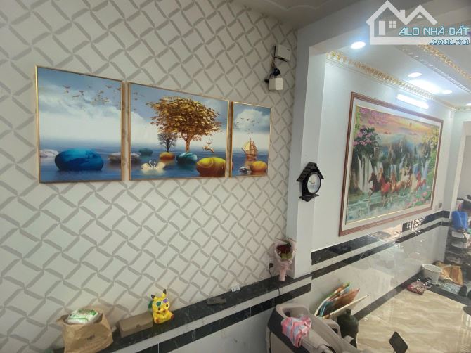 CẦN BÁN NHÀ 3 TẦNG HẺM XE HƠI HIỆP THÀNH 2 QUẬN 12 - 2