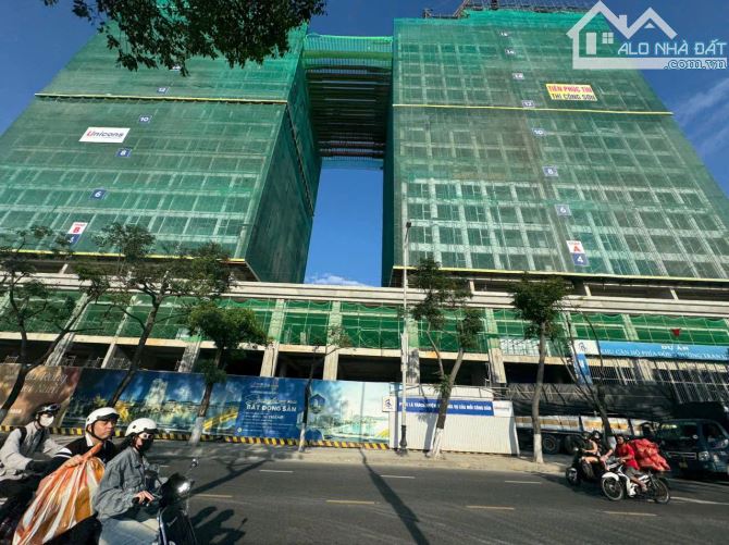 Shop khối đế Sun Ponte cầu Rồng giá giao động từ 99 triệu/m2 - 2